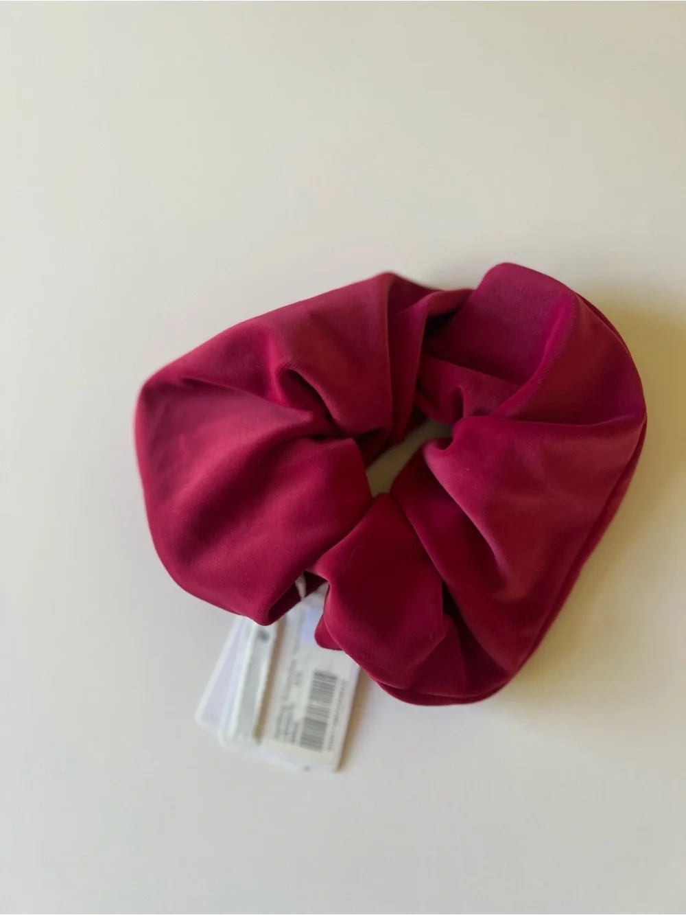 Lululemon Uplifting Oversized Hair Scrunchie Velvet Berry Rumble. NEW WITH TAGS.